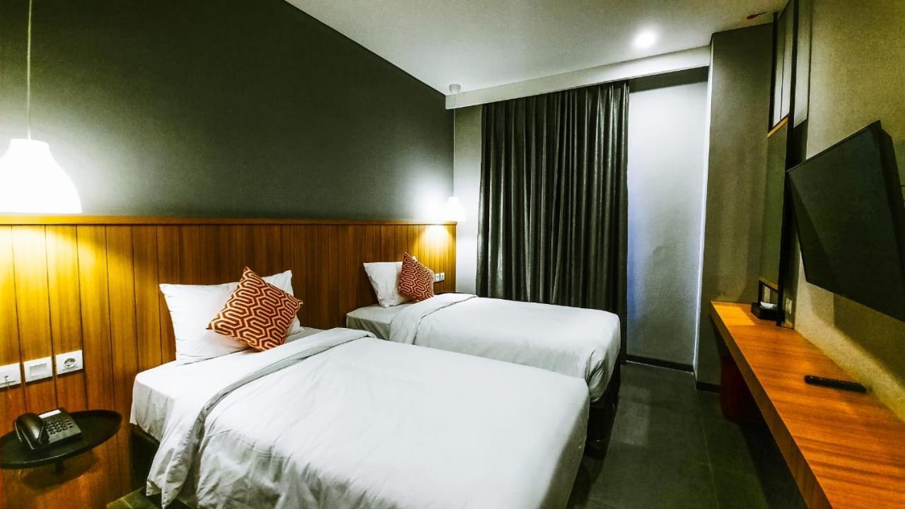 Kytos Hotel Бандунг Экстерьер фото
