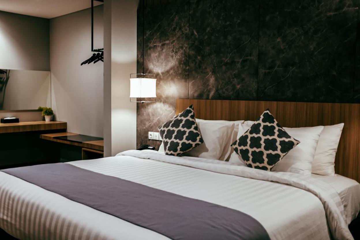 Kytos Hotel Бандунг Экстерьер фото