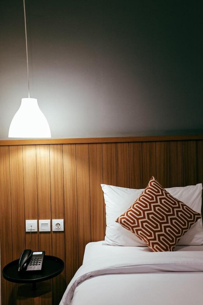 Kytos Hotel Бандунг Экстерьер фото
